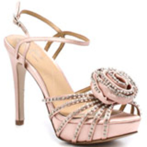 Sparkly Rose Pump